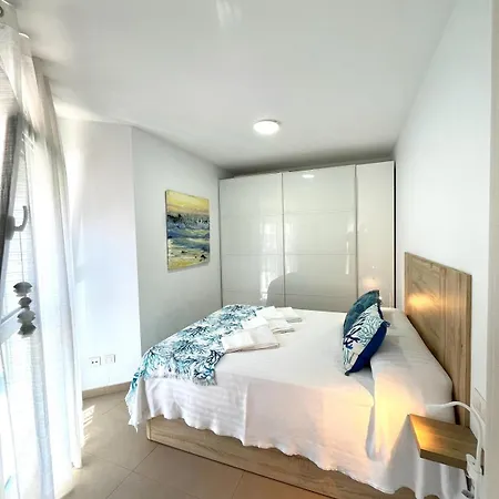 Seawavesungrancanaria Telde